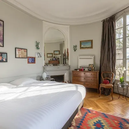 Veeve - Haussmann Beauty In The 6th *