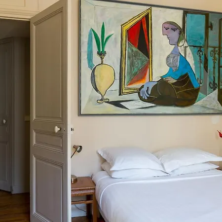 Veeve - Haussmann Beauty In The 6th *
